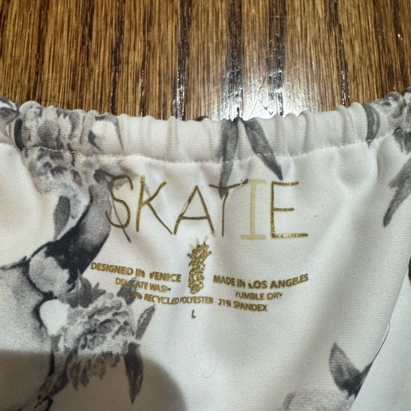 Skatie Monochrome Floral Bikini - Picture 2 of 5